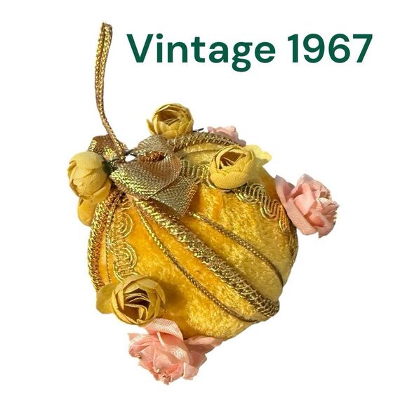 1967 Mr. Christmas Vintage Ornament Gold Velvet Christmas Bell Floral - Picture 2 of 12